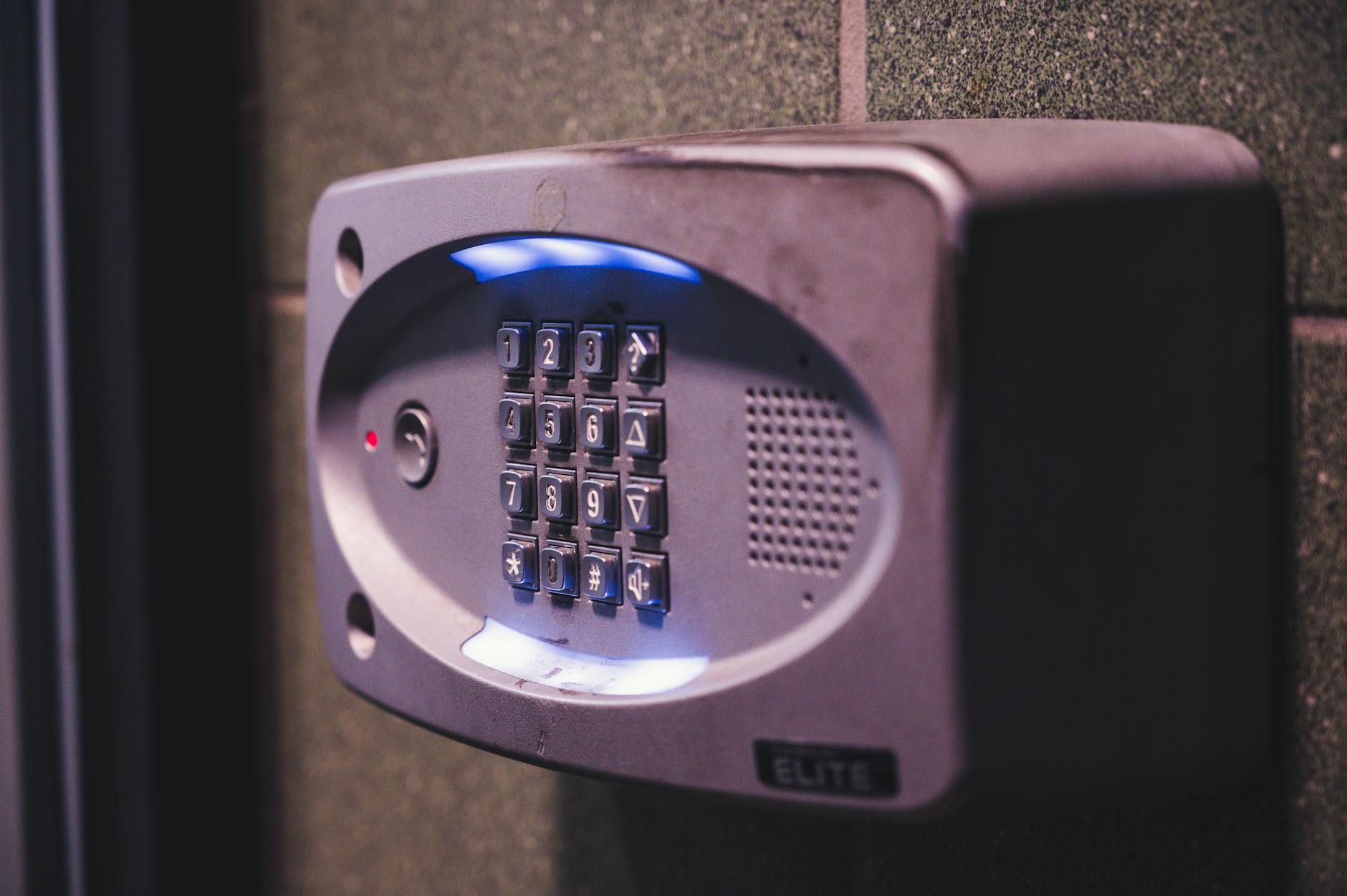 Access Control and IT Security for Liberty Township Retail